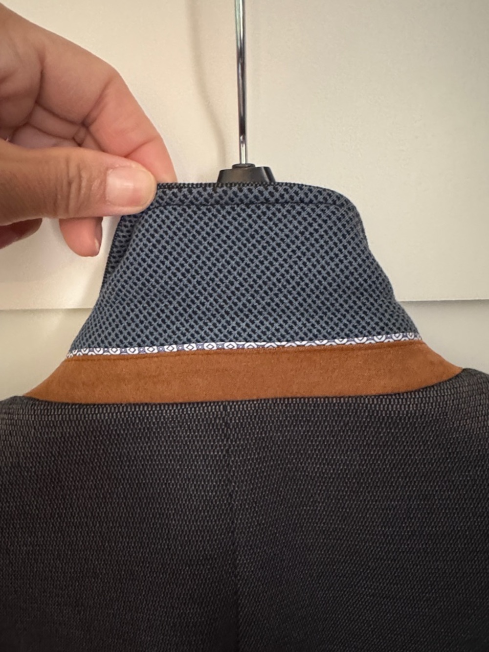 Men's Brown/Blue Knit Blazer - Classic Tailored Style - Picture 10 of 13